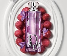 Addict Purple Glow Eau De Parfum Dior 香水- 一款2025年新的女用香水