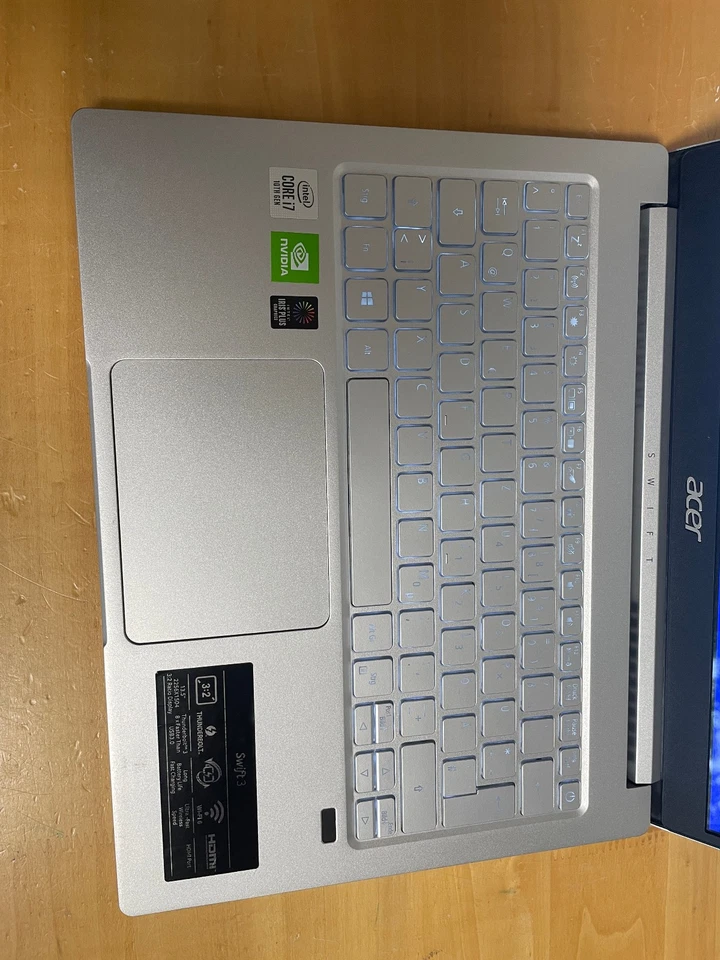 Acer Swift 3 SF313-52G-71R2 13,5 zoll FHD i7-1065G7 16GB Ram 1Tb SSD 1J.GW - Bild 3 von 4