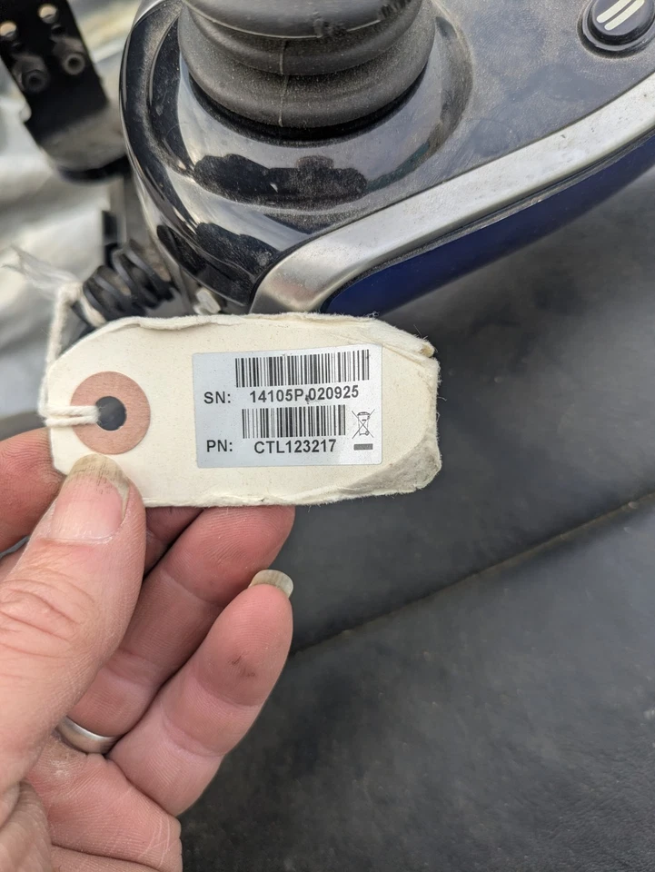 Silla de ruedas eléctrica inclinable, reclinable Quantum Q6 Edge 2.0 Foto 4 de 4