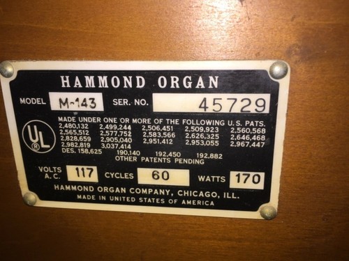 Hammond M Organ (Model M-143) with Bench - Picture 8 of 8