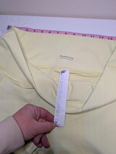 EUC Fabletics PowerHold Women's 1X Soft Yellow Leggings Ankle Length w/Pockets - Picture 3 of 5