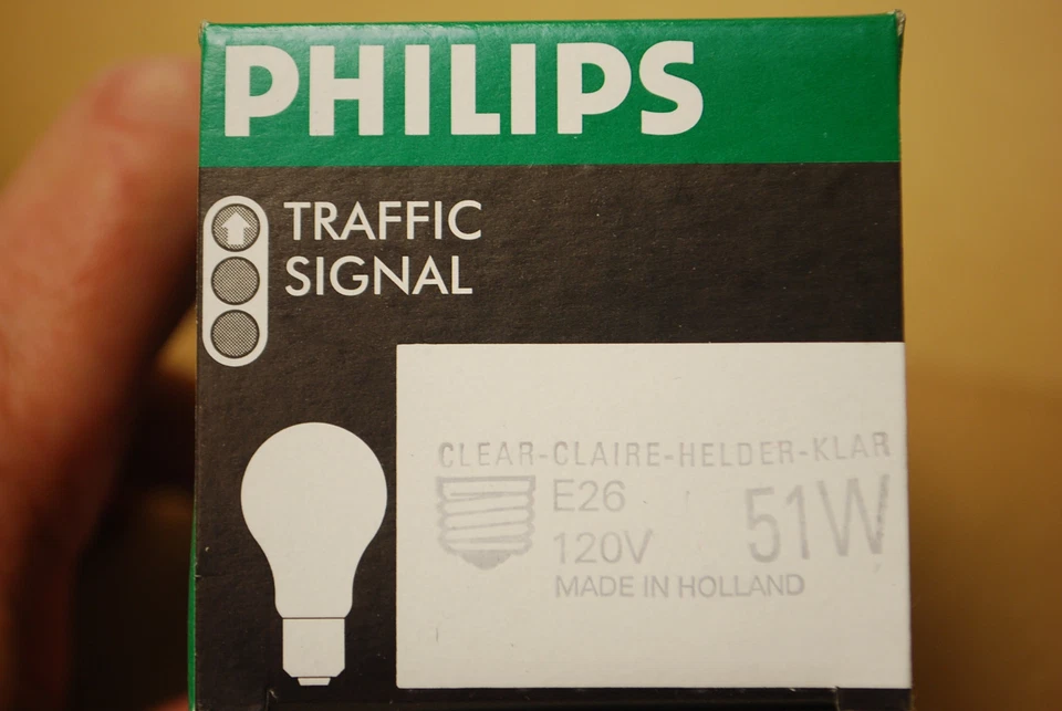 Philips 51A19/RR/TS Ring Reflector Traffic Signal Bulbs 51W/120V 20 Bulbs S4727 - Image 2 of 4