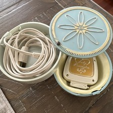 Vintage Lady Remington Electric Shaver With Case Cord Cleaning Tool Tested Works