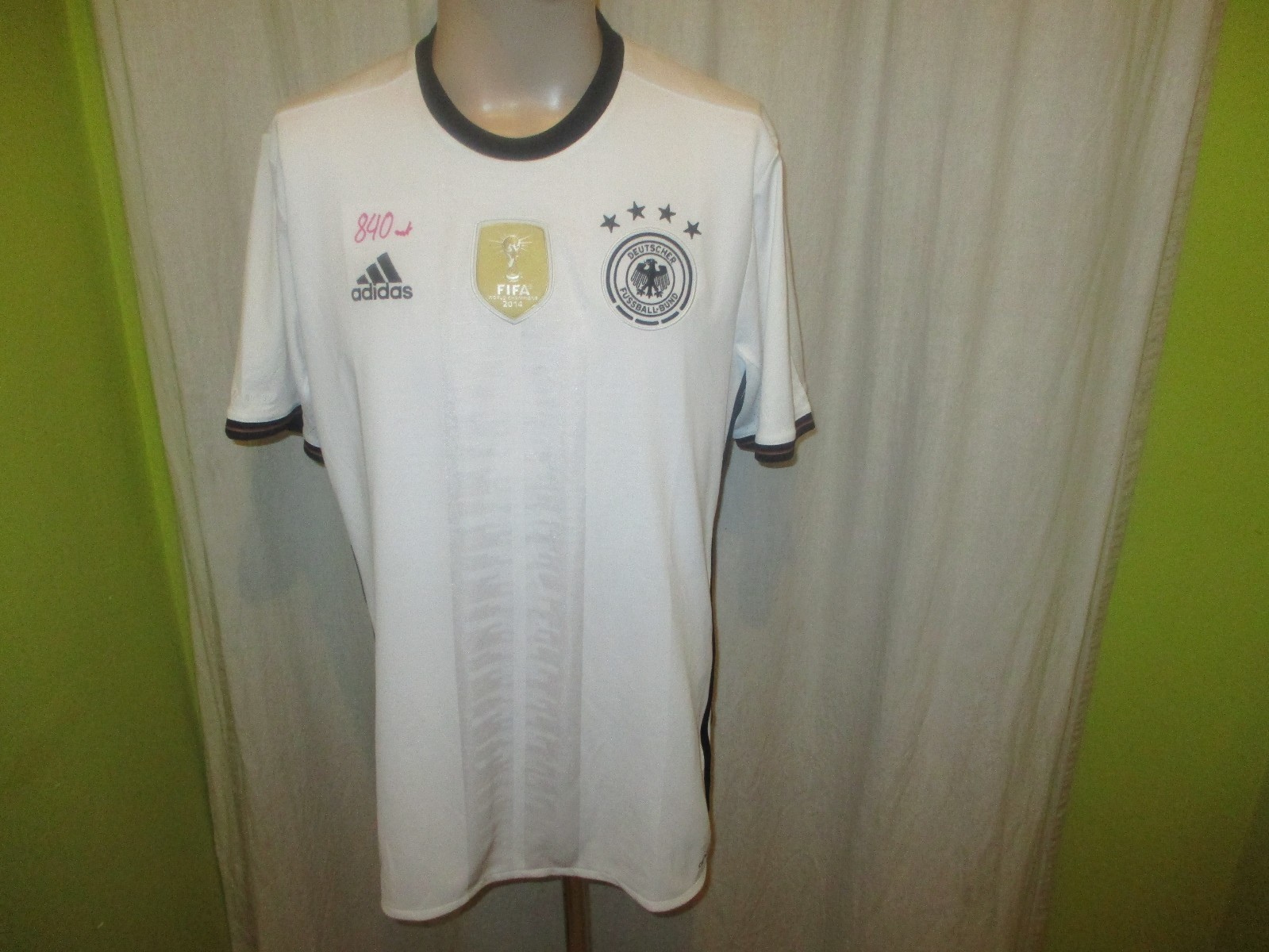Bild 1 von 9