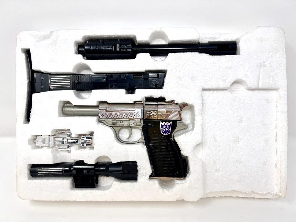 MINT RARE NO YEAR 100% COMPLETE Pre Rub Transformers G1 MEGATRON Walther P 38 - Image 4 of 4