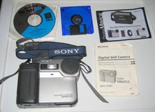 Sony Mavica MVC-FD81 0.9 MP Digital Camera - Black Metallic silver