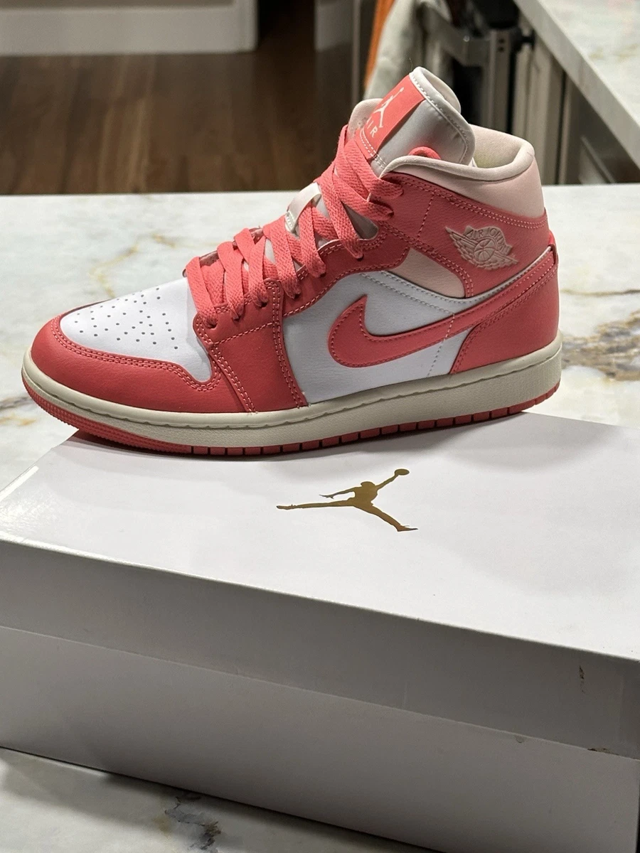 Preços baixos em Jordan 1 Mid Strawberries & Cream W | eBay