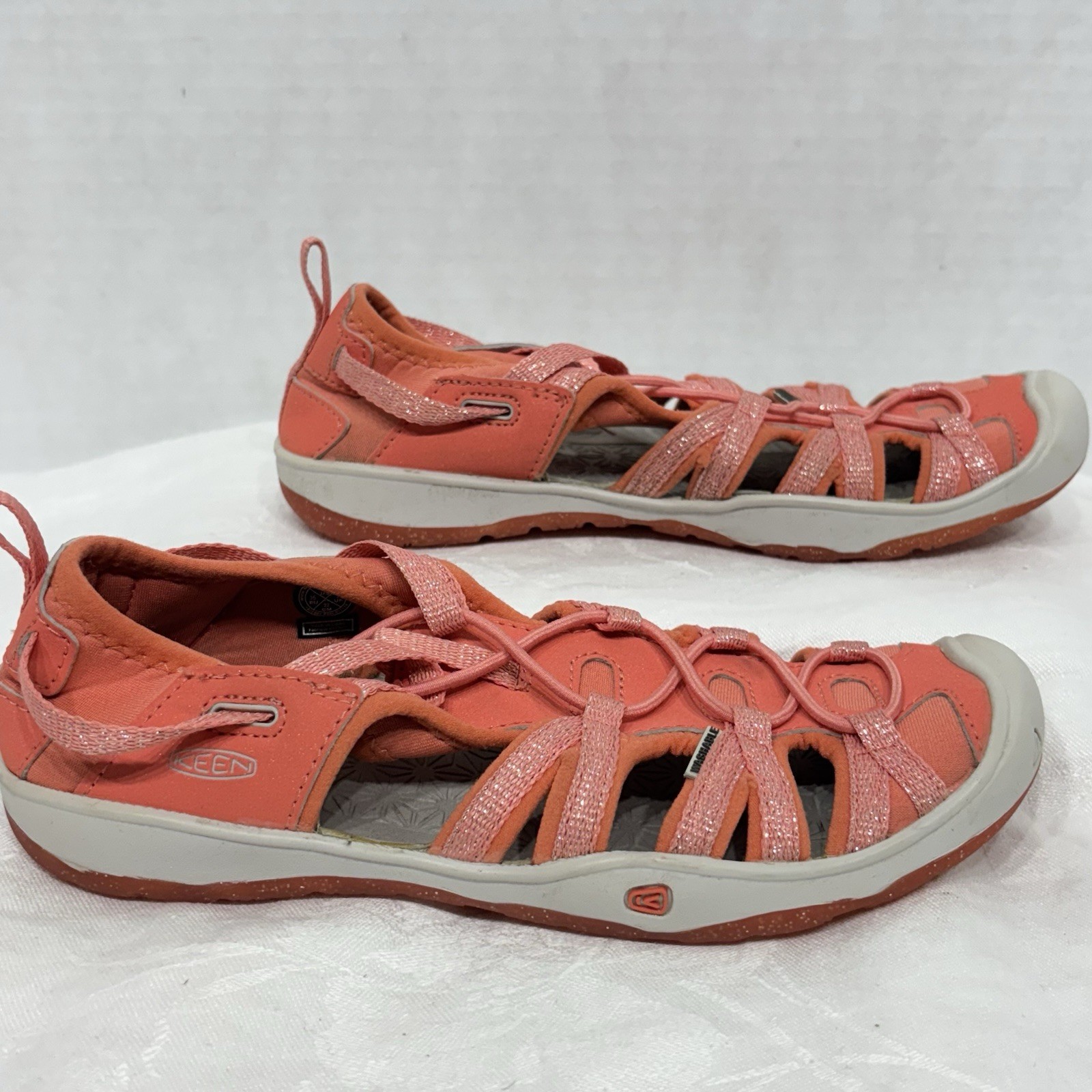 Keen MOXIE Sandali da trekking impermeabili giovani 3 coralli scintille comodi punta chiusa