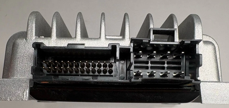 2004-2008 Mazda RX8 Bose Amplifier 2005 2006 2007 FE8766920 - Image 4 of 4