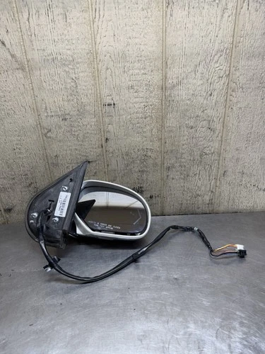 2009-2014 GM Cadillac Escalade RH PASSENGER Door Mirror Side W/ Blind Spot OEM