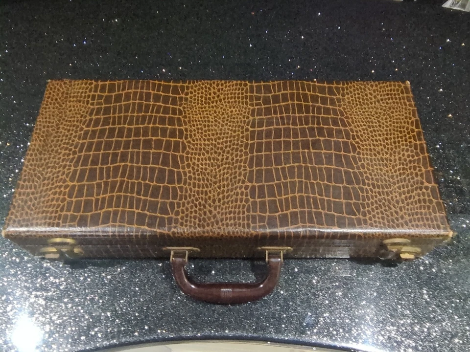 VTG Mahjong Set, 160 Tiles, Bakelite 5 Trays, Tokens - Image 2 of 4