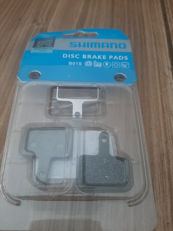 SHIMANO B01S BRAKE DISC PADS & SPRINGS, TWIN PACK, NEW SEALED
