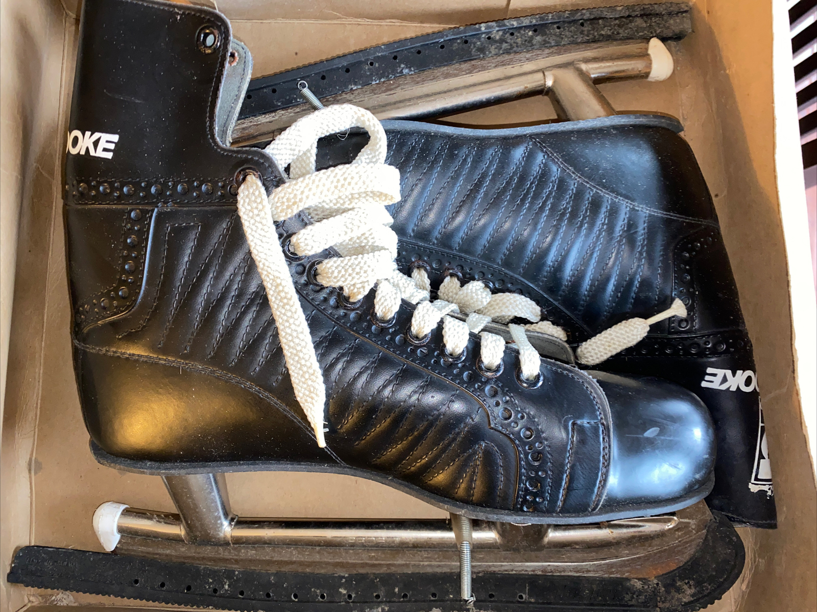 adidas hockey skates