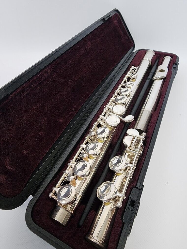 YAMAHA ヤマハ フルート YFL-221SⅡ ケース付き YAMAHA YFL-221 Flute Nickel Silver Plated Student with hard