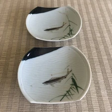 Vintage Japan Porcelain Sushi Serving Dishes 5" Hand Painted Ceramic Plates Pair
