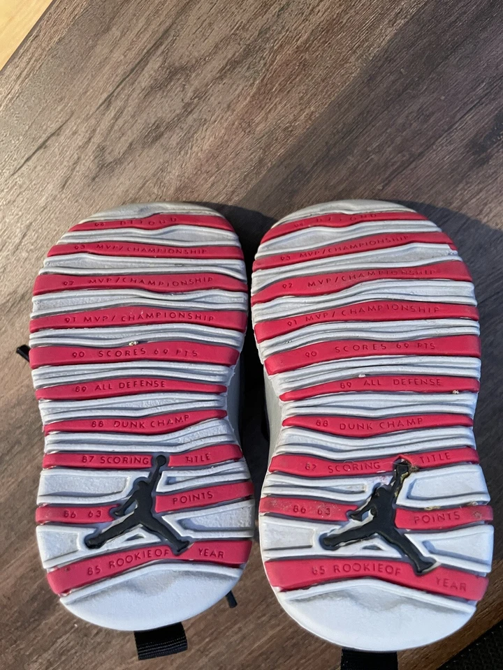 Jordan 10 Retro (PS) Dk Smoke Grey/rush Pink-black EUC Mint Condition Size 4C US - Image 4 of 4