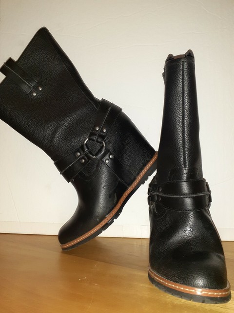 skechers wedge boots