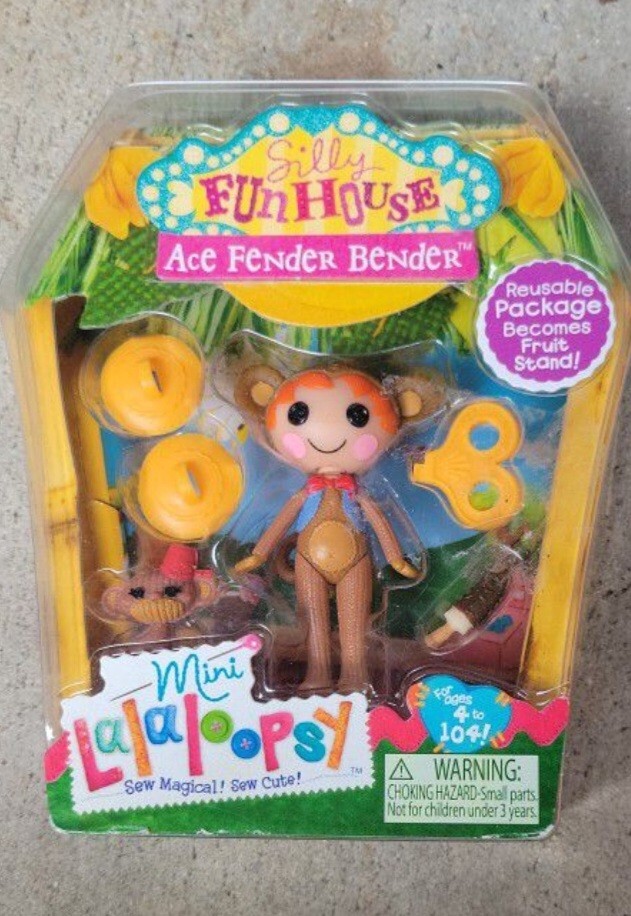 Mini Lalaloopsy Silly Funhouse Ace Fender Bender Fruit Stand 2