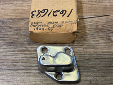 1949-55 Dodge Chrysler Desoto Plymouth Nos Mopar Lh Door Striker 1621683 A