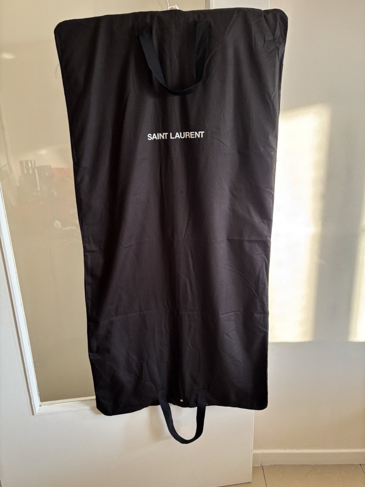 SAINT LAURENT Housse de protection vêtements Saint Laurent