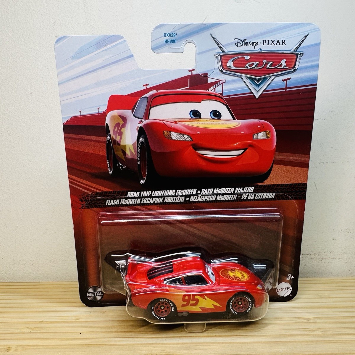 Disney Pixar Diecast Cars - Road Trip Lightning McQueen | eBay