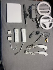 Nintendo Wii White Console With 2 Controllers And Numchucks + 2 Motion Plus