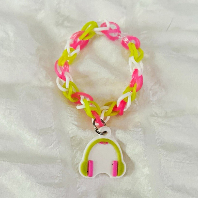 Unisex Kids Multicolor Rubber Braided Charm Bracelet, Headphones Dangle
