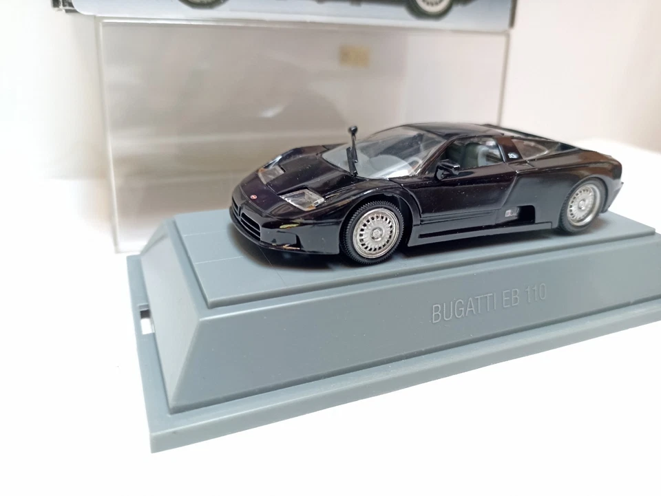 Bugatti EB 110 Revell | Scala 1:43 - Immagine 3 di 4