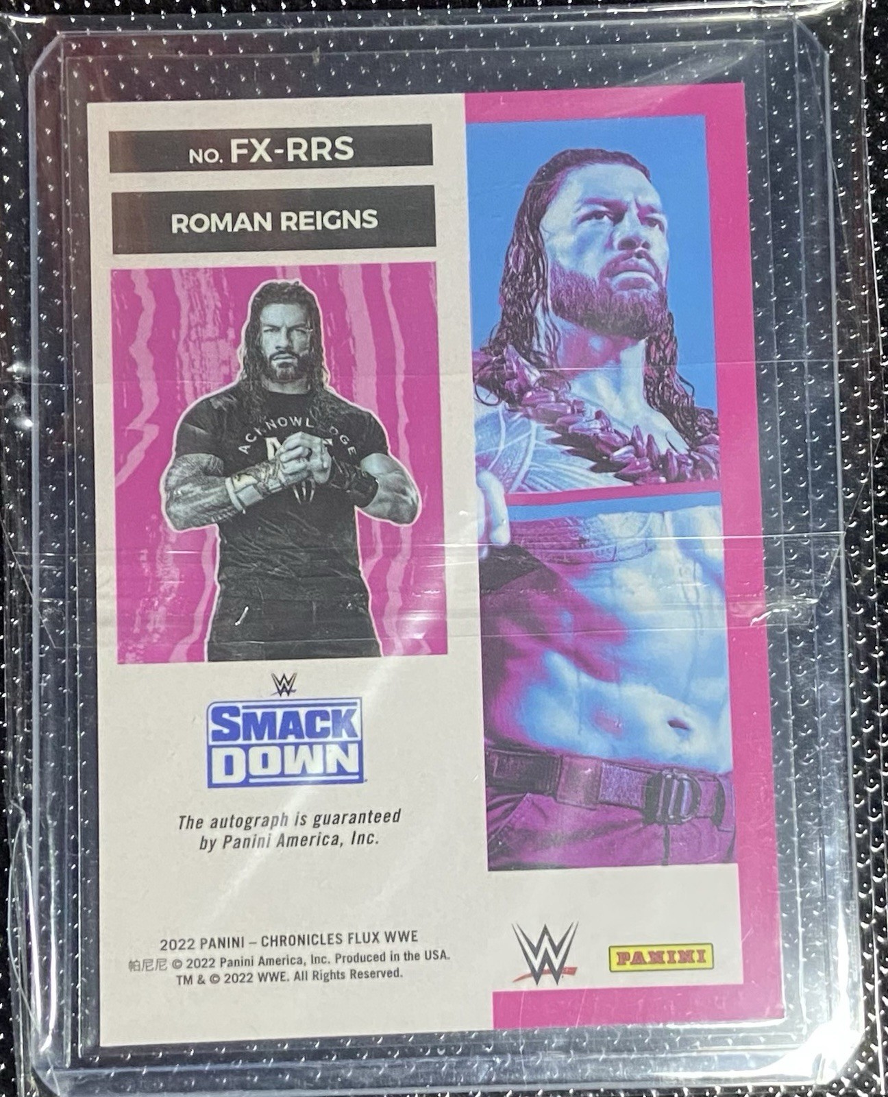 2022 WWE Chronicles Roman Reigns Flux Auto view 2