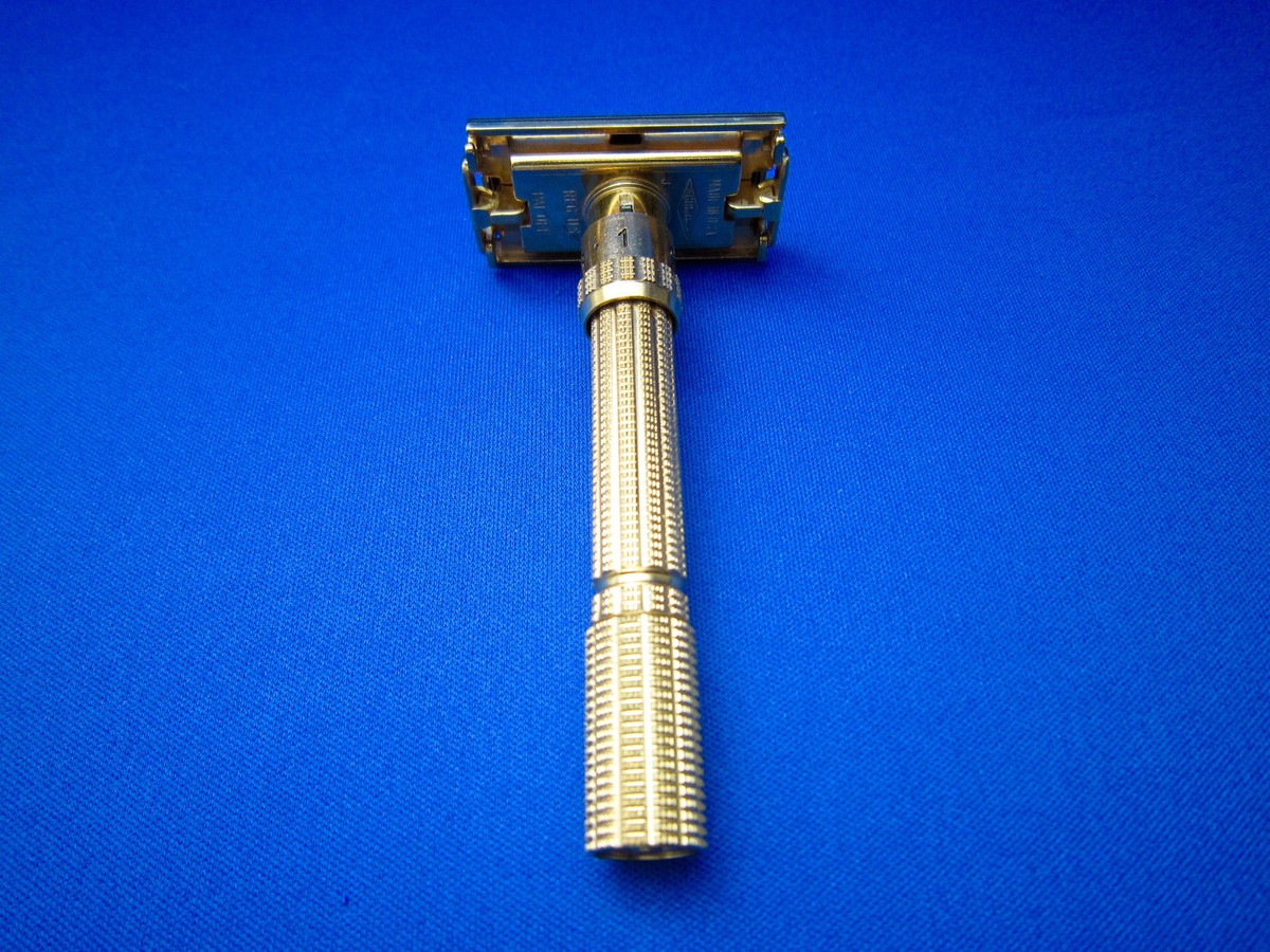 ヴィンテージ GILLETTE ARISTOCRAT 1964 GILLETTE ARISTOCRAT Adjustable Gold Plated TTO Razor 1964