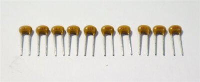 10 x Keramikkondensator - 2200 pF - 100 V - 5% - Radial - RM 2,54 mm - NEU