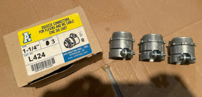 Lot of 3  Arlington Squeeze Electrical Connectors 1-1/4'' L424
