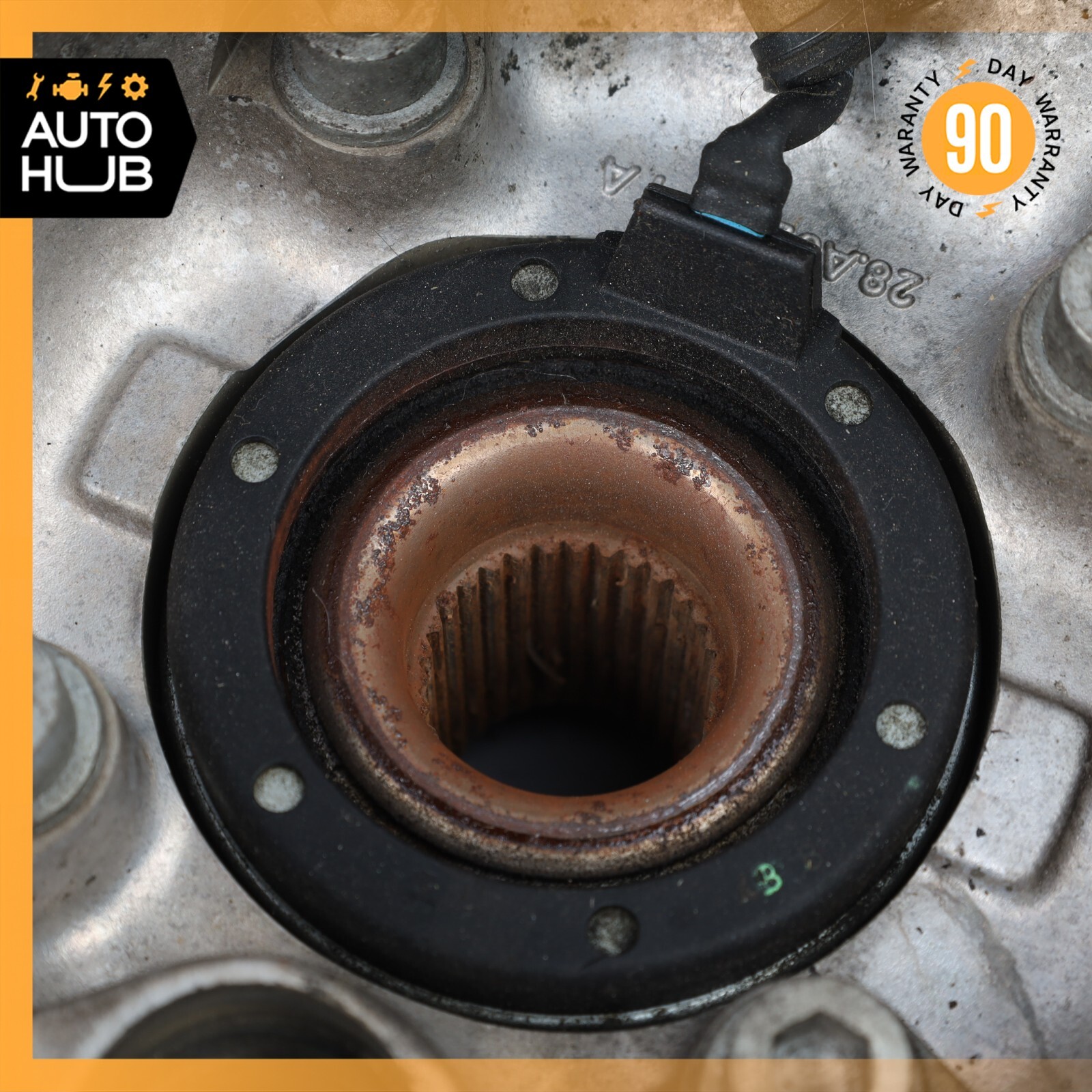06-10 Maserati Quattroporte M139 Rear Left Side Spindle Knuckle Hub OEM