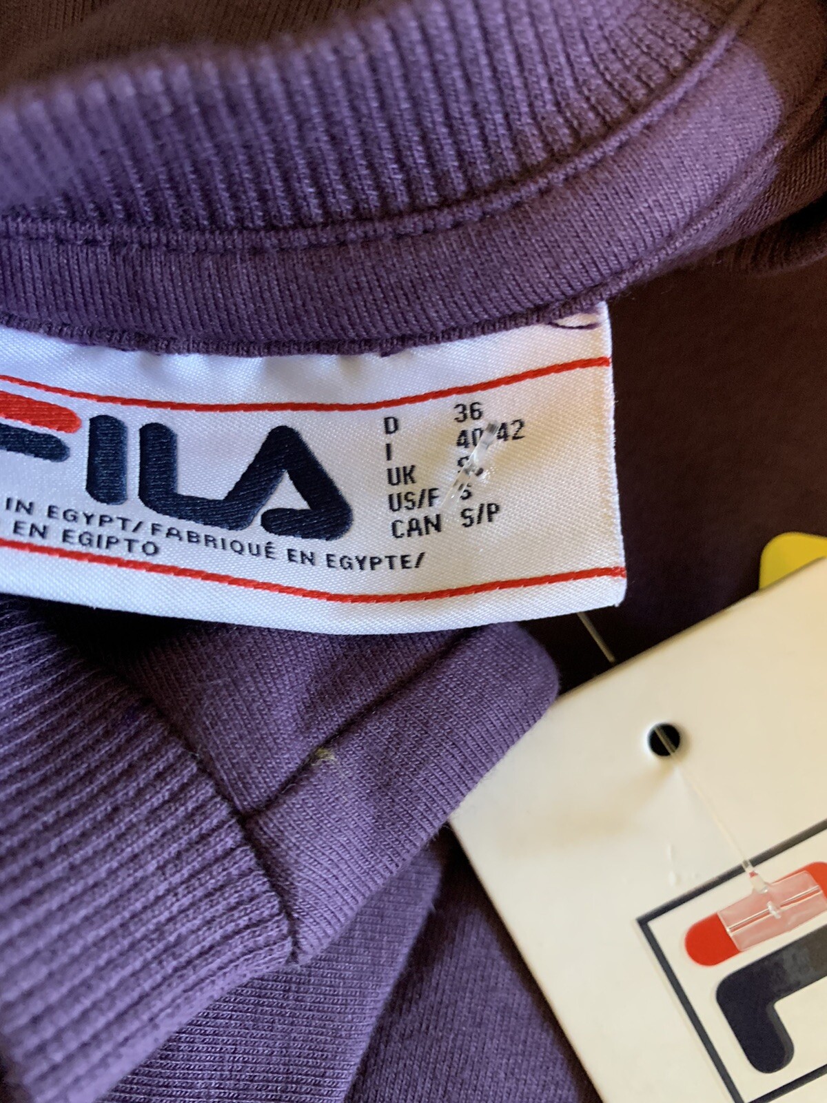 T shirt FILA uomo viola classica manica corta nuova con etichette. Taglia S.