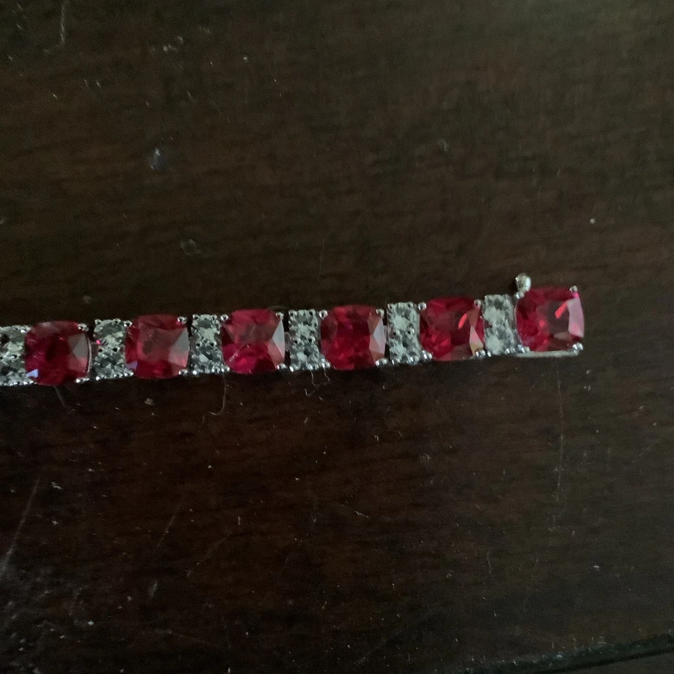 Nuevo Brazalete Tenis Redondo Creado en Laboratorio Rubí y Zafiro Blanco en Plata de Ley Foto 3 de 4