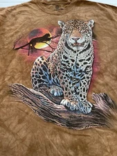 The mountain leopard T-shirt new size 3 XL