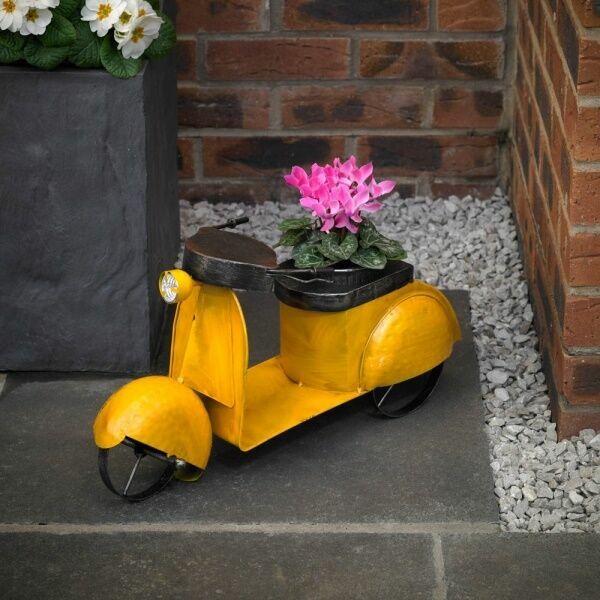 Vintage Retro Moped Planter Garden Pot Ornament Vespa Scooter LAMBRETTA