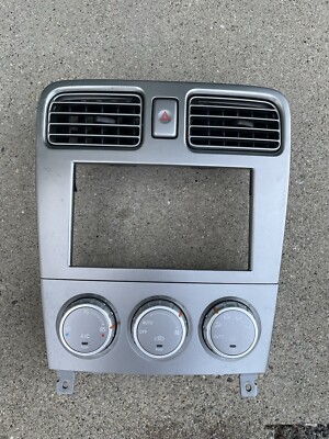 03-08 Subaru Forester Climate Controls And Radio Trim