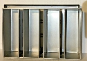 Chicago Metallic 44685 Pullman Pan With 44695 With Nested Cover - School Surplus