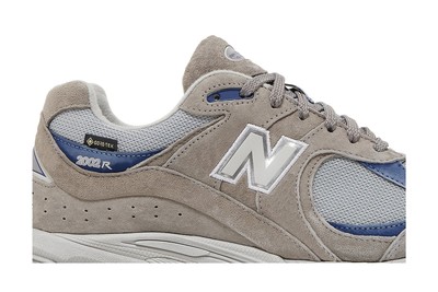 New Balance 2002R GORE-TEX 