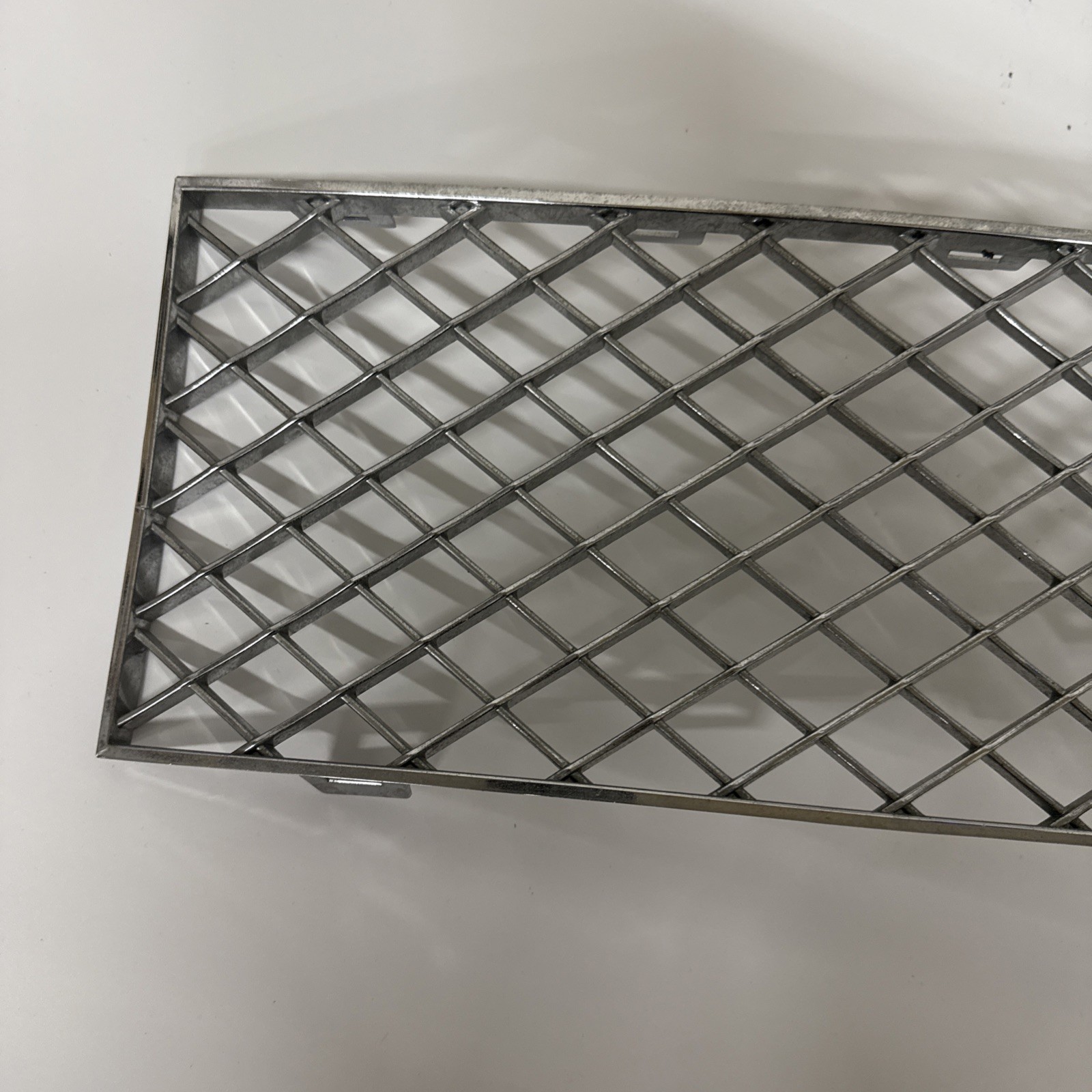 Bentley Continental Gt Gtc front bumper left center grill 16-18 3W3807681#3165