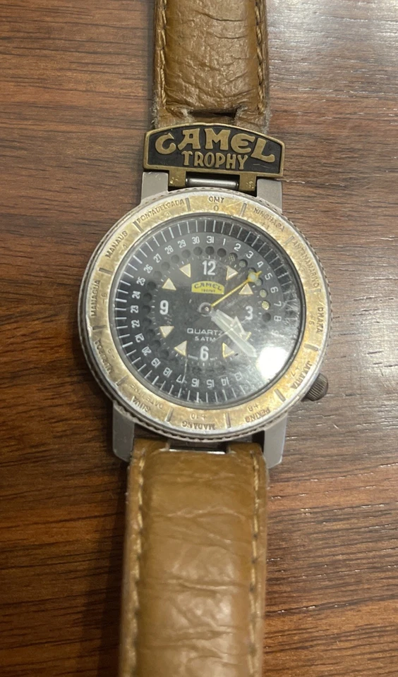 Watch Camel Trophy Green Belt Quartz Man ⌚️ vintage With 2 Original Bracelets Foto 3 de 4