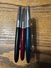 Lot Of 3 Parker 21 Fountain Pens - Red, Green...