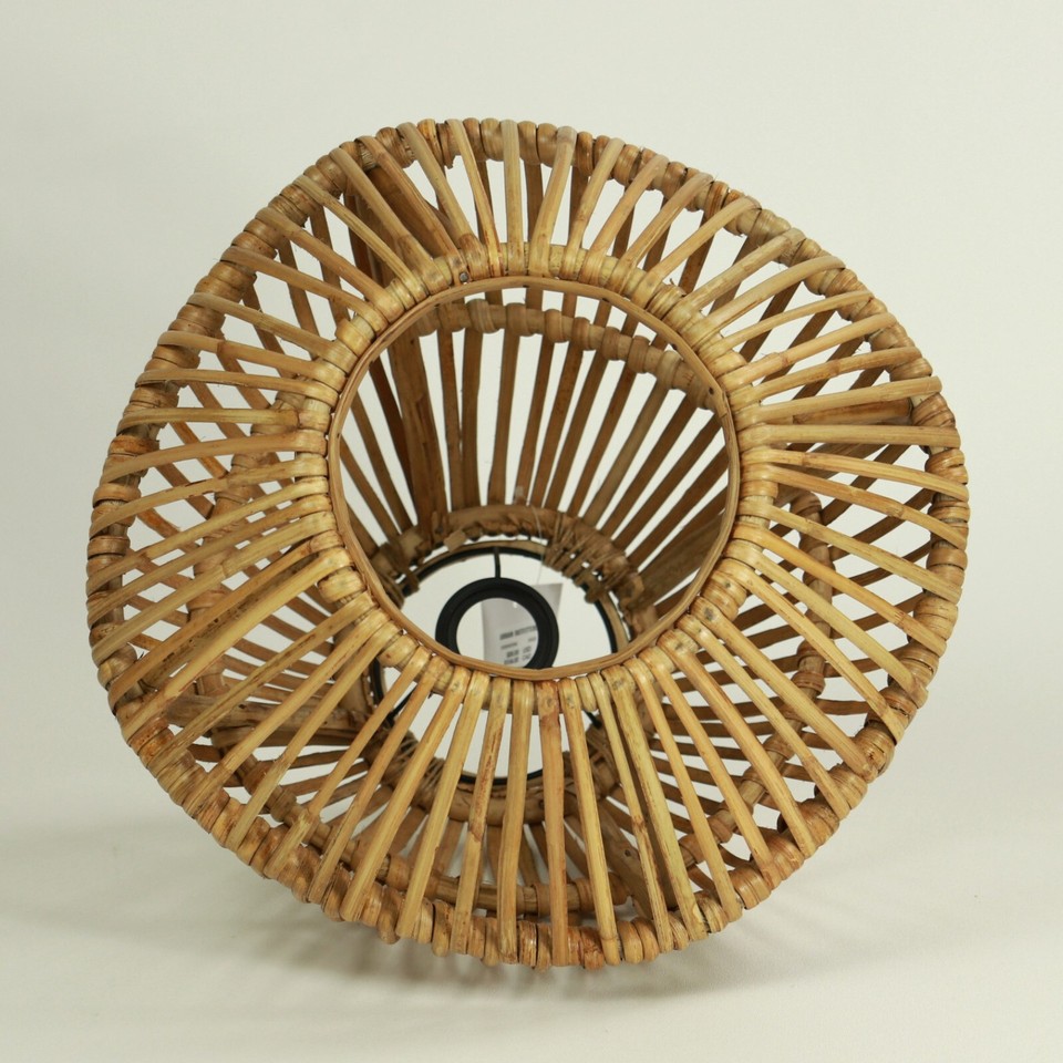 Bamboo Woven Pendant Light for a Stylish Table Setting - Luna Light