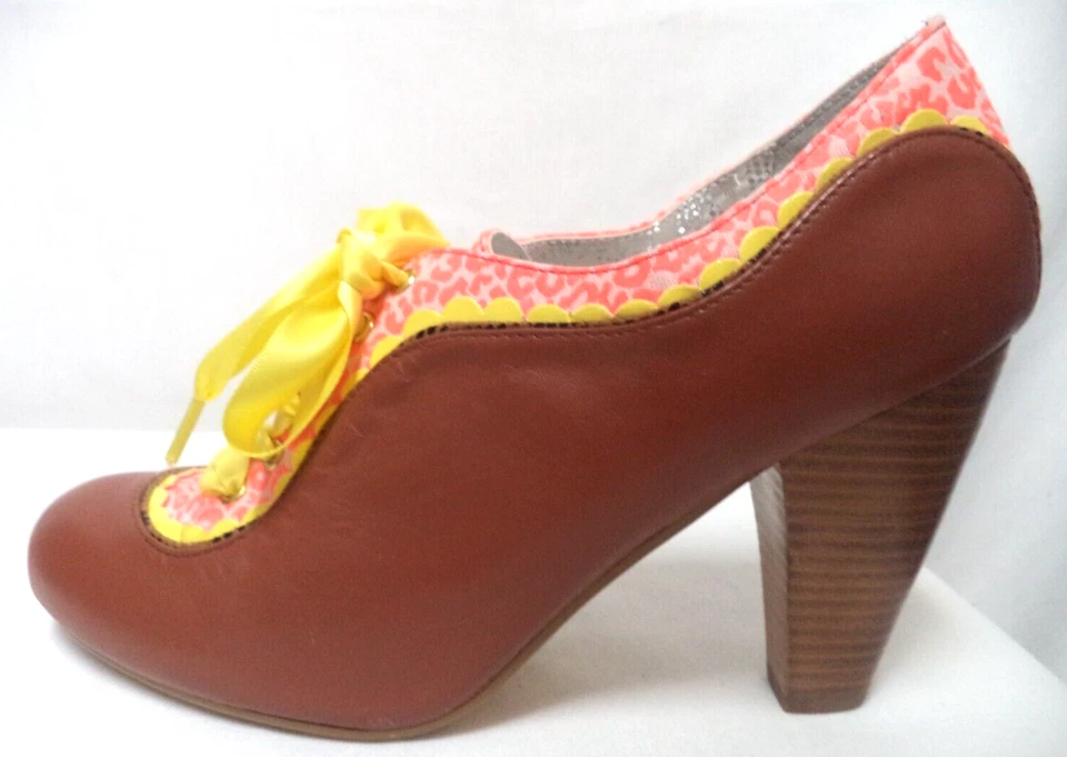 Botines de cuero Poetic Licence con lazo satinado marrón talla 40,5 o 9 Foto 2 de 4