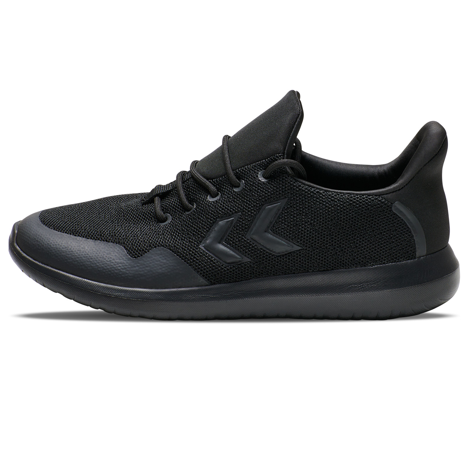 Спортивные кроссовки Hummel Actus Trainer 20 All Black 206040 2042 sehr leicht 8490₽