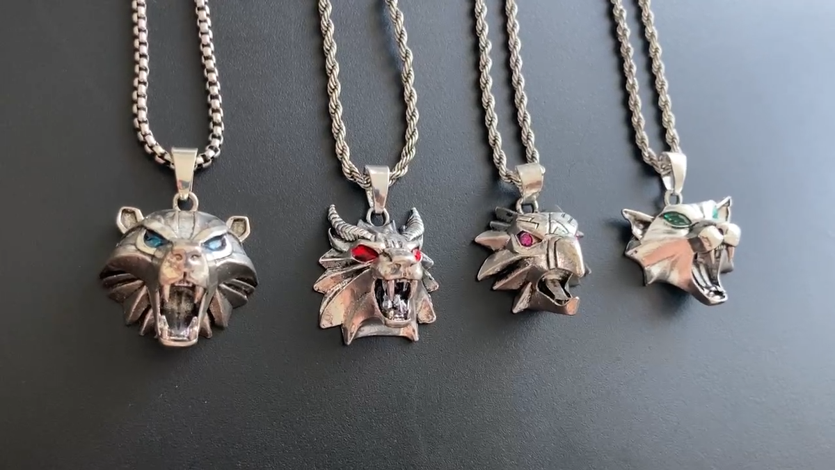 School Griffin Medallion Manticore Bear Cat Pendant Necklace Game