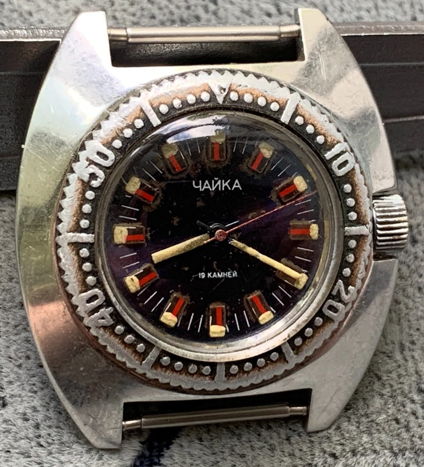 Reloj Coleccionable Chaika 19 Joyas Anfibia RRR Uglich Hecho en URSS/Chayka Diver Foto 2 de 4