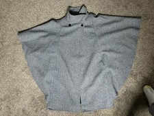 VTG Cloak Cape Womens Gray Plaid Button Front Winter Lined Poncho -L