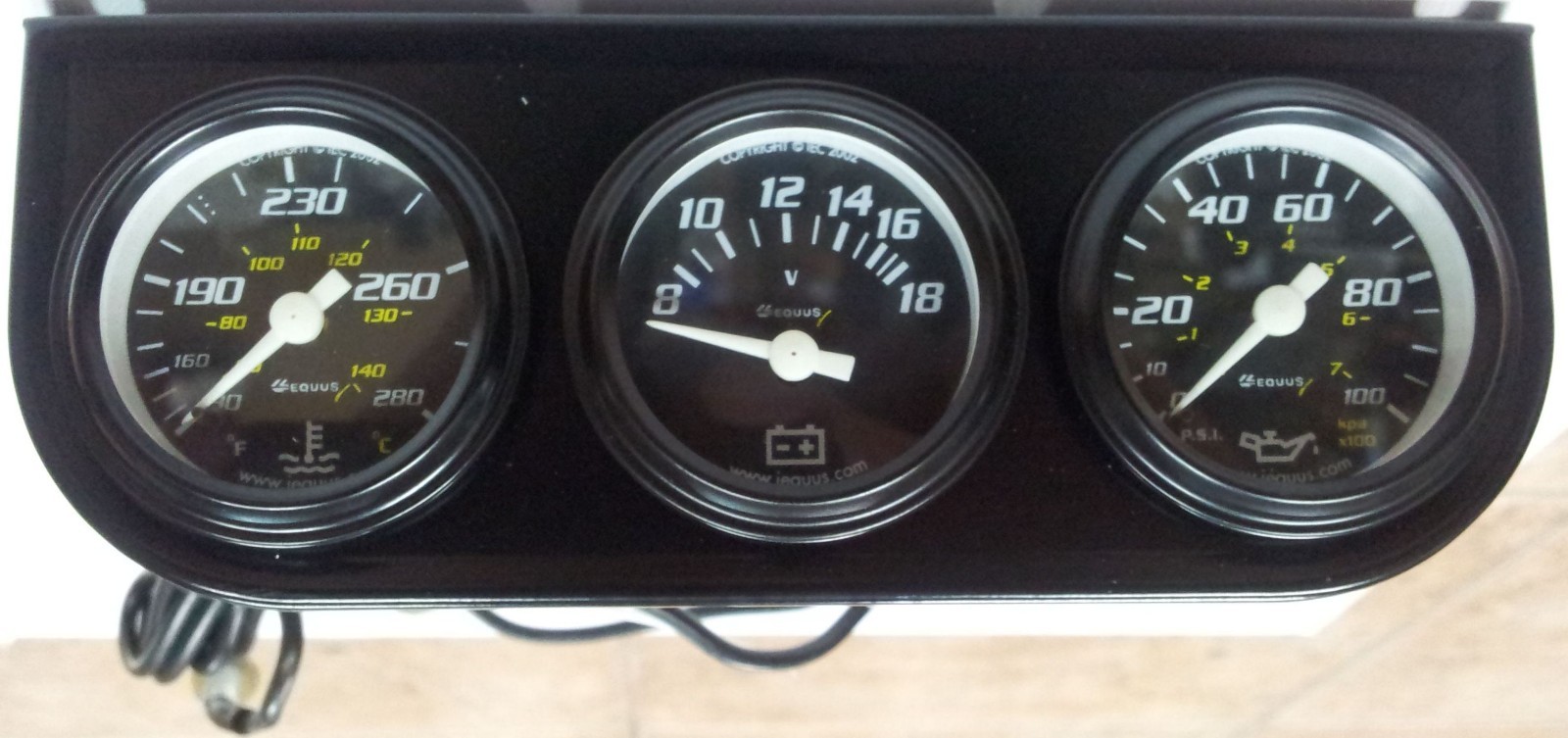 EQUUS SERIE 6000 TRIPLE GAUGE KIT (40MM D) PRESSURE TEMPERATURE